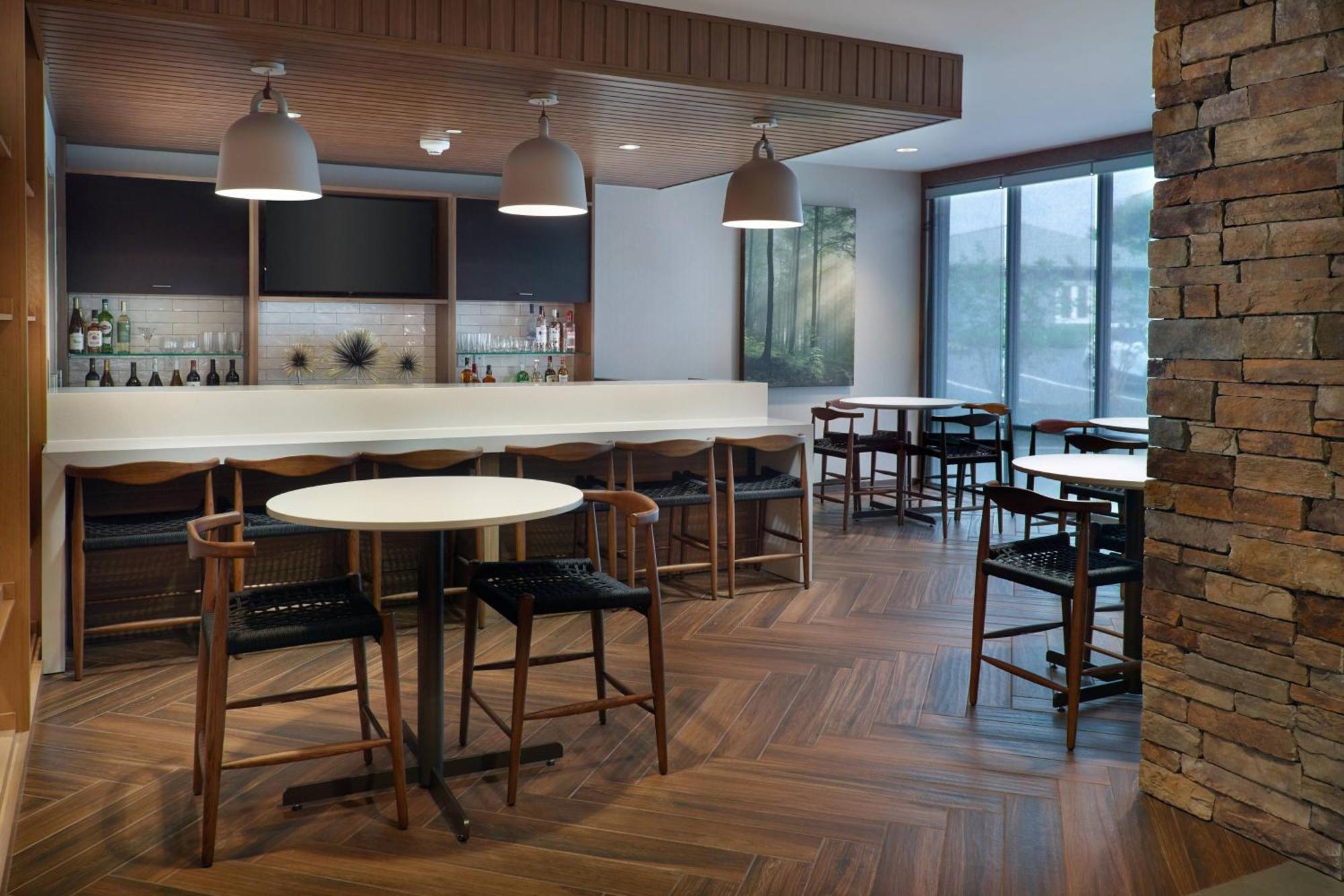 Fairfield & By Marriott Athens-university Area Hotel 3*